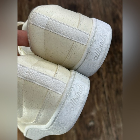 Allbirds Cream Sneakers Size 10 - Picture 4 of 6